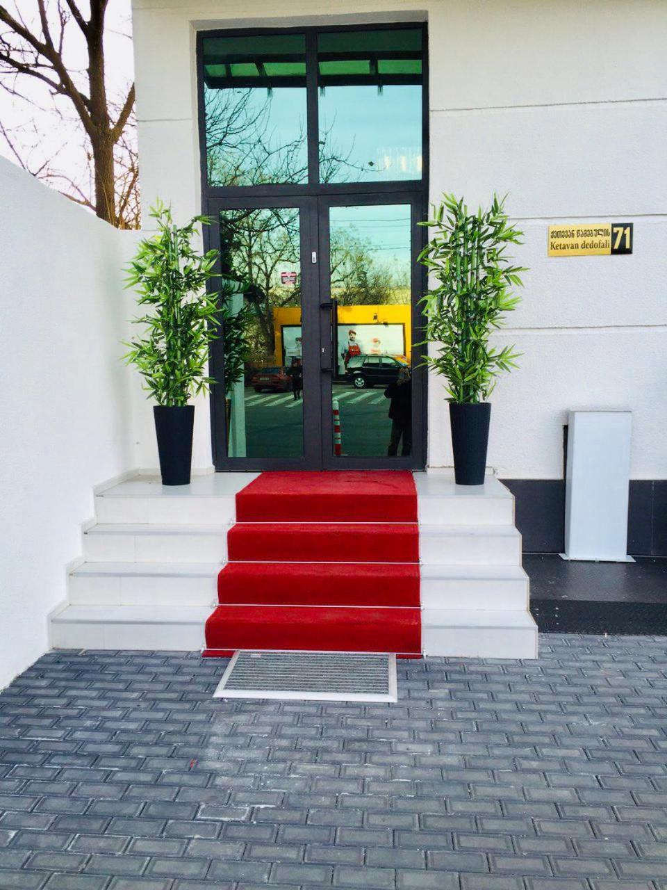 Lords Hotel Tbilisi Exterior foto